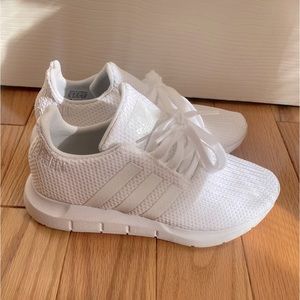 Adidas Swift Ortholite Sneakers